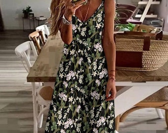 Dark Cottagecore Maxi Dress, Green and White Floral Pattern Dress, Clover Flowers Witchy Maxi Dress, Garden Party Dress, Summer Boho Dress