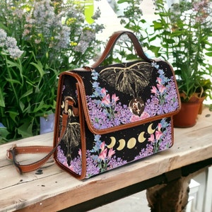 Cartable sorcière, papillon de nuit or céleste et sac bandoulière lilas, sac à main sorcière en toile, papillon de nuit mystique vintage floral bohème hippie