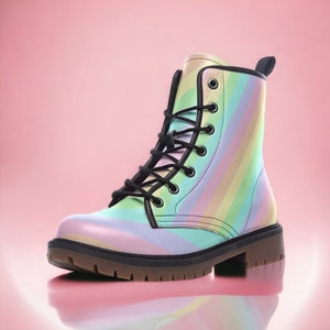 Pastelkleurige gestreepte laarzen, pastelkleurige regenboogstrepen veganistische leren gevechtslaarzen, uniseks pastelkeilaarzen, Kidcore Pastelcore, pastelkleurige esthetische laarzen
