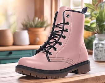 Pastelroze veganistische gevechtslaarzen, zachte grunge-esthetiek, schattig alternatief modeschoeisel