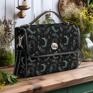 Sac à main cartable en cuir végétalien Witchy Moons, sac à main style gothique cottage, cadeaux pour fille Whimsigoth, sac à main Witchy, esthétique botanique céleste