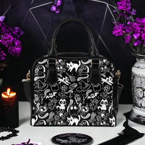 Sac à main Spooky Cute, Kawaii Goth Purse, Vegan Leather Kawaii Witch Purse, Pastel Goth girl gift, Creepy Cute Handbag, Cute Halloween Purse