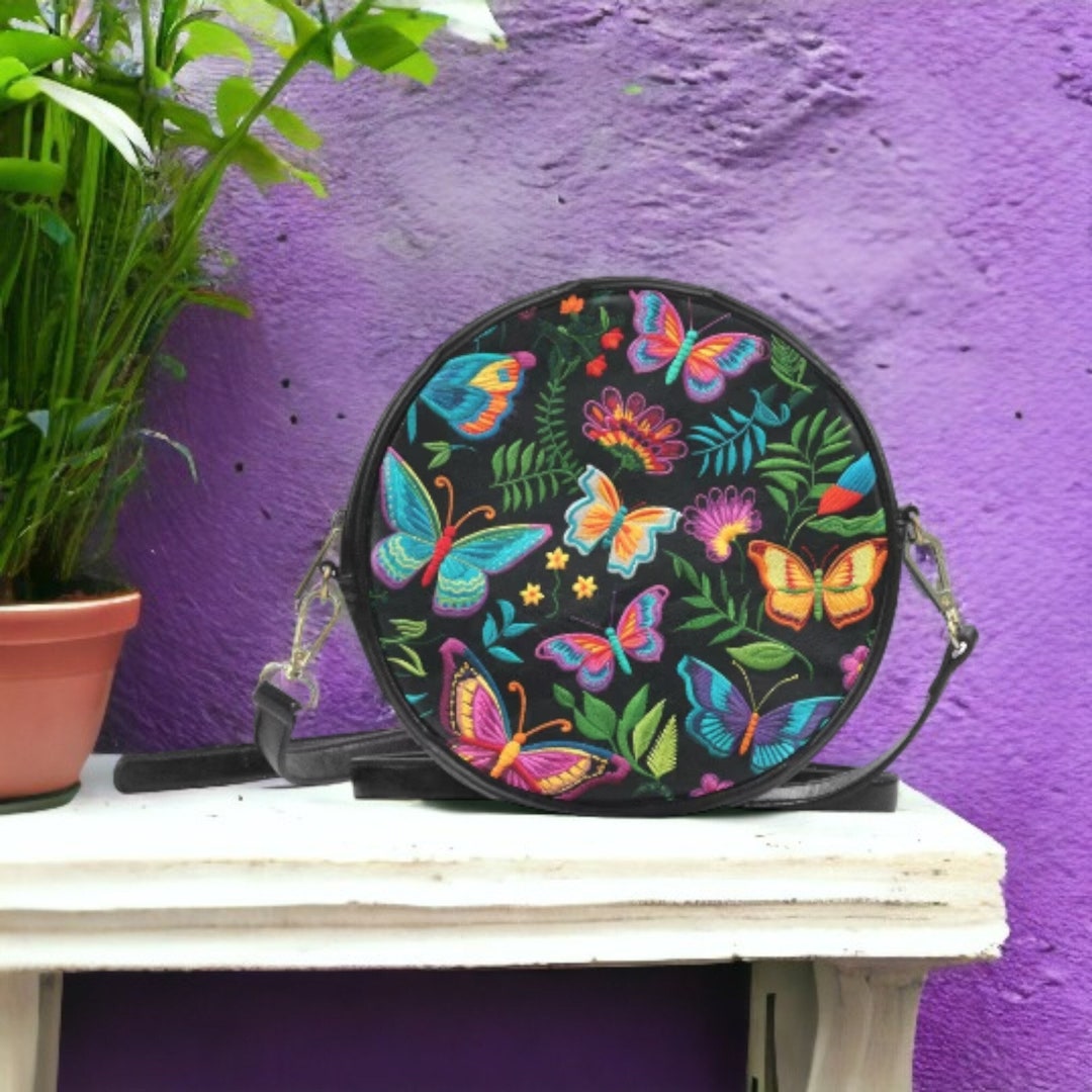 •BUMBLEBEE BLOOM• embroidered vegan leather circle purse