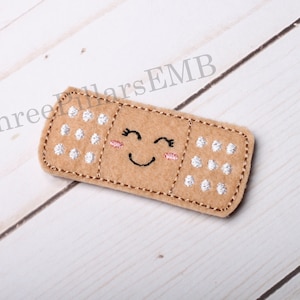 Bandage Stickdatei, Bandage Feltie Design für Badge Reel, Haarclip, Planer, - Kawaii Smile