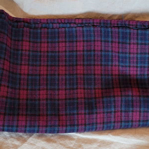 1980's Vintage Pendleton Plaid Purple Fushia Wool Fabric