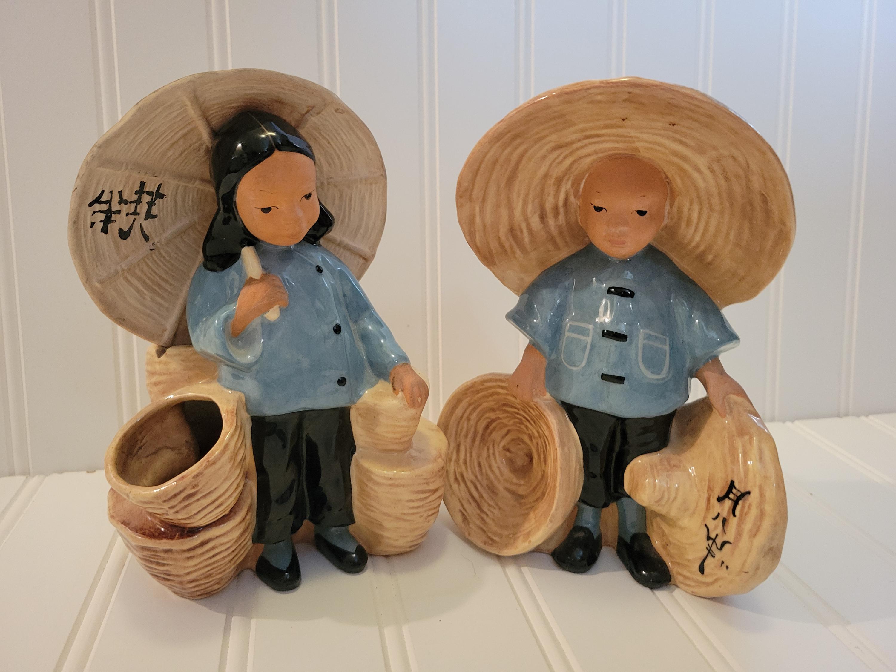 Mccarty Vintage Pottery - Etsy display picture 1