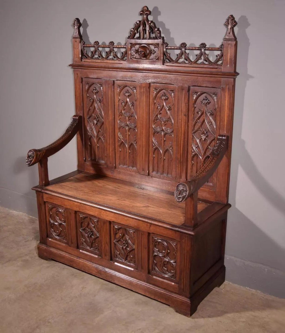 Antique French Gothic Revival Oak Wood Bench/settee/chair Antique French Gothic Revival Oak Wood Bench/settee/chair