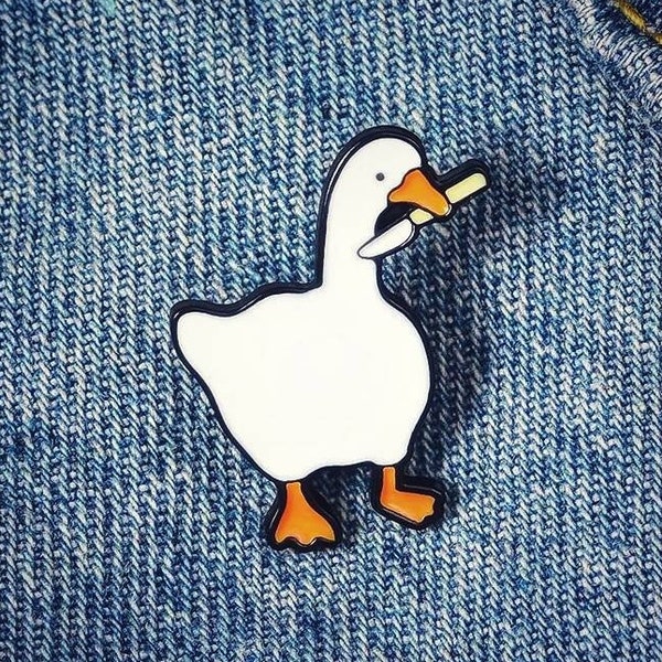 Pin - Enamel Metal Badge Pin Hat Pin Brooch - Cute Stabby Goose Duck With Knife
