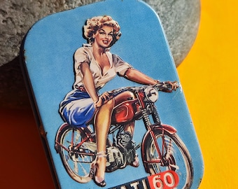 Vintage DUCATI 60 mint box Miniature tin box Nostalgic retro motorcycle Ducati Cucciolo Motorcycle Lovers accessories Ducati memorabilia