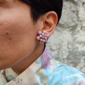 Vintage funky cluster earrings Summer jewelry Summer time earrings Clip on earrings Faux bijoux Beaded earrings Purple colour earrings Retro image 6