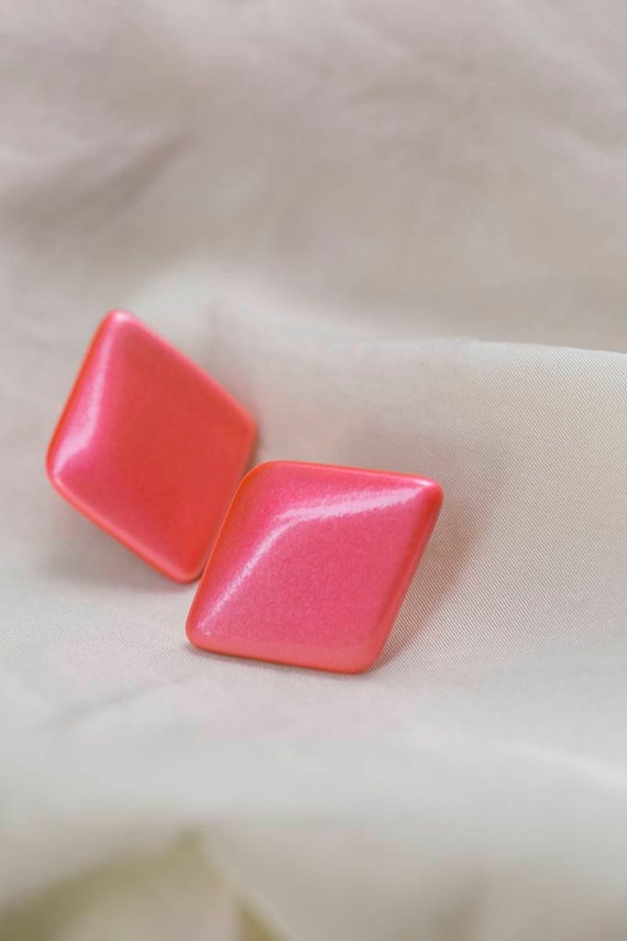 CORO stud earrings Pink sparkling earrings Iridesc