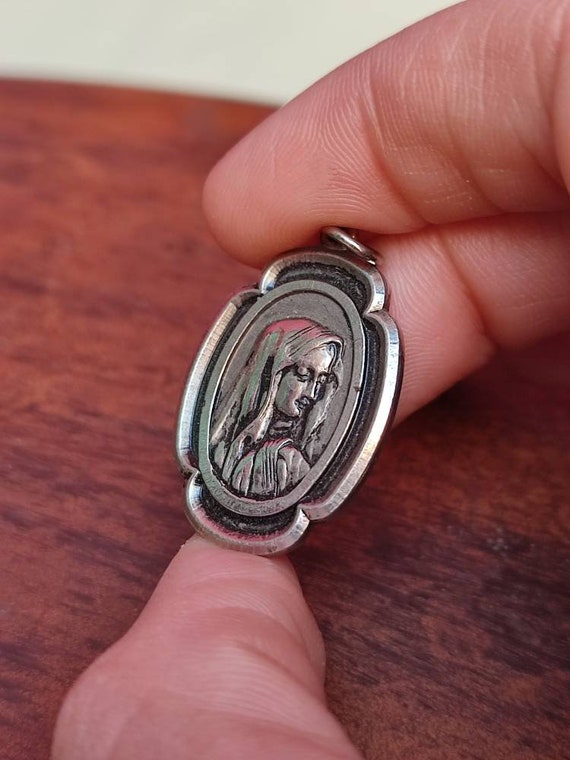 Vintage religious pendant Virgin Mary Small Charm… - image 8