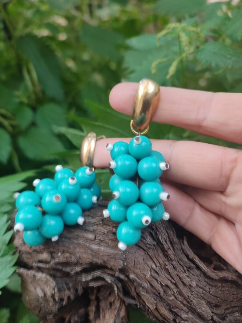 Vintage cluster earrings for pierced ears Dangle drop cluster earrings Turquoise grape earrings Timeless elegance looks Handmade beaded Vtg image 8