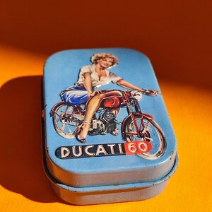 Vintage DUCATI 60 mint box Miniature tin box Nostalgic retro motorcycle Ducati Cucciolo Motorcycle Lovers accessories Ducati memorabilia image 9