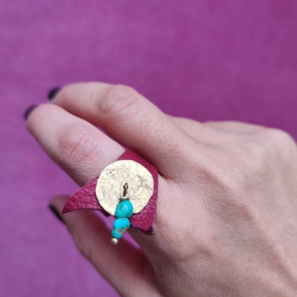 Vintage handmade finger ring Leather Art jewelry Metallic detail ring Turquoise dangle drop ring Geometric ring Fine jewelry Bordeaux color