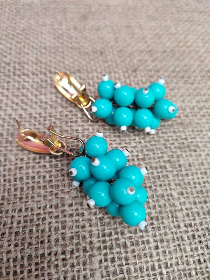 Vintage cluster earrings for pierced ears Dangle drop cluster earrings Turquoise grape earrings Timeless elegance looks Handmade beaded Vtg image 7