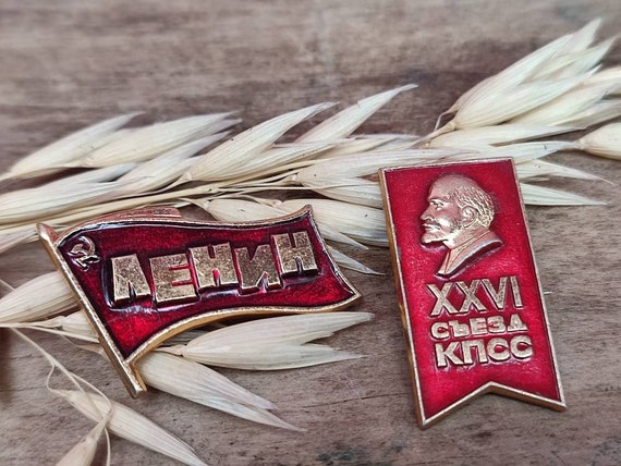 Set of 2 vintage Soviet pins badges 1970s Origina… - image 1