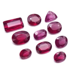 Rhodolith-Granat mit Rutil-Seidengranat, 0,58–2,58 ct / Seltener Rutil-Einschluss / Lose Edelsteine / Sammlerstücke