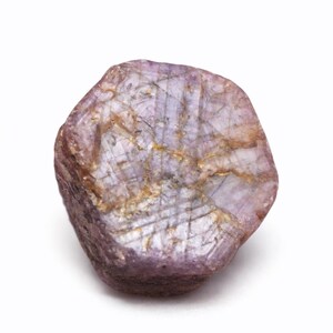 Cristal de rubí trapiche rosa de 34,37 ct: corindón de Mozambique natural sin calentar ni tratar, piedra preciosa en bruto de 18 x 15 mm.