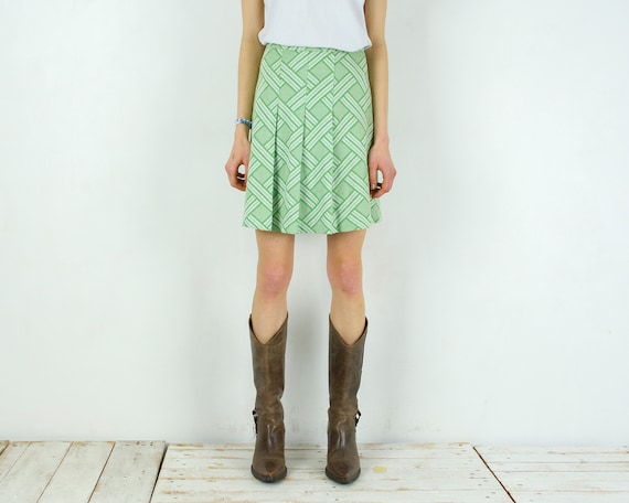 Vintage Courtelle Women S Jersey Summer Skirt Abo… - image 2