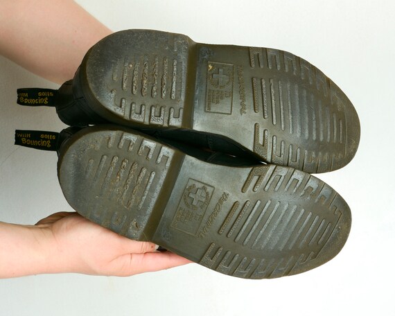 Buy Vintage Dr. Martens Laura UK 6 5 Pullons Chelsea Shoes EUR 40 Air Wair Round Toe US W 8.5 Black Leather Riding Slip on Ankle Boots 4a Online in India Etsy