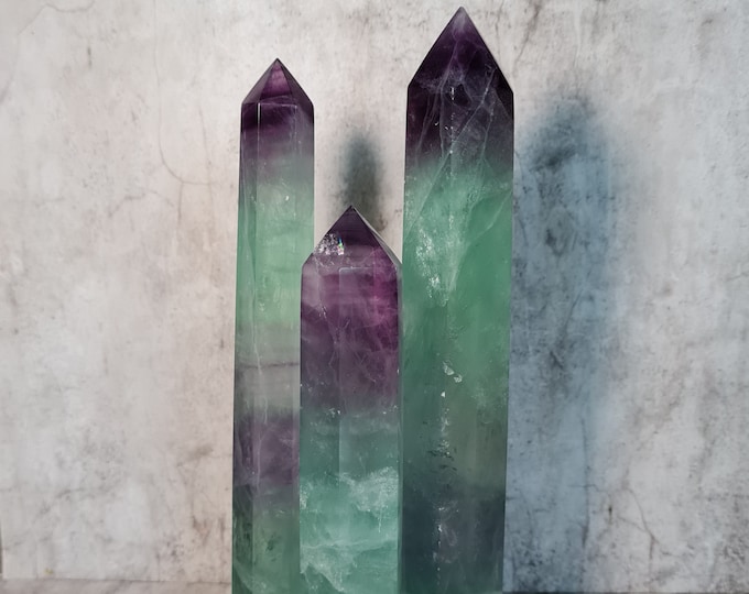 Candy Fluorite: calms, promotes creativity, increases concentration. Brings sweet energy for emotional balance and clear thinking.