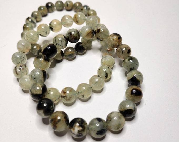 Prehnite: Promotes inner peace, emotional healing, helps strengthen intuition and promotes unconditional love.