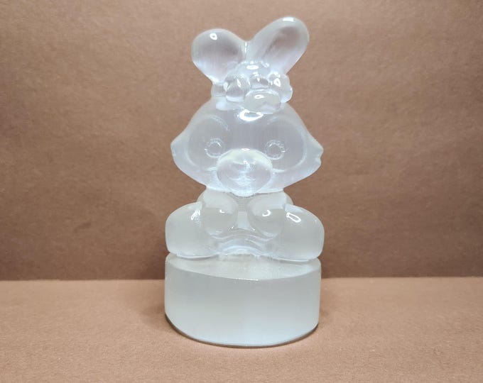 Selenite: Cute, cartoonish mascots are often used as decorative pieces to attract positive energy and good luck.
