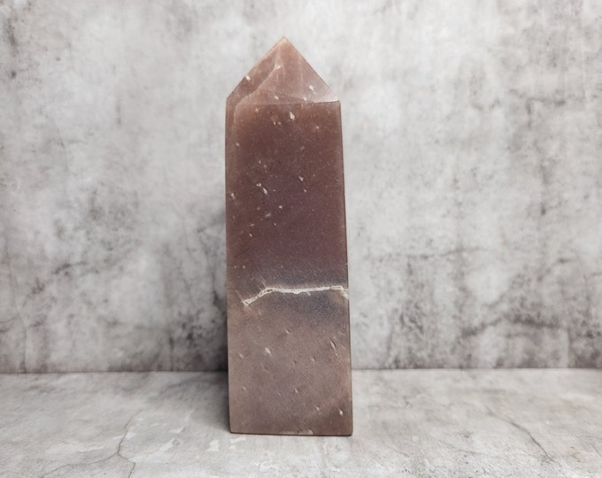 Peach Moonstone for peace, feminine power and emotional stability. Supports gentle growth & inner balance.