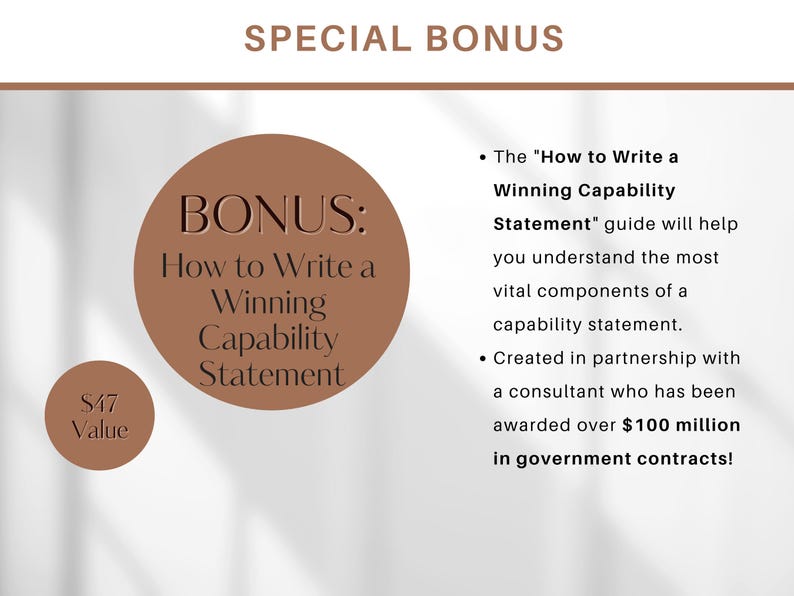 K&ouml;nnte beinhalten: Ein brauner Kreis mit dem Text "BONUS: Wie man eine gewinnende Kompetenz-Aussage schreibt" und dem Text "47 &euro; Wert" in einem kleineren Kreis darunter. Der Text "SPEZIELLER BONUS" befindet sich oben im Bild. Der Text unter dem Kreis beschreibt einen Leitfaden, der Ihnen hilft, die wichtigsten Bestandteile einer Kompetenz-Aussage zu verstehen. Er wurde in Zusammenarbeit mit einem Berater erstellt, der &uuml;ber 100 Millionen Euro an Regierungsauftr&auml;gen erhalten hat.