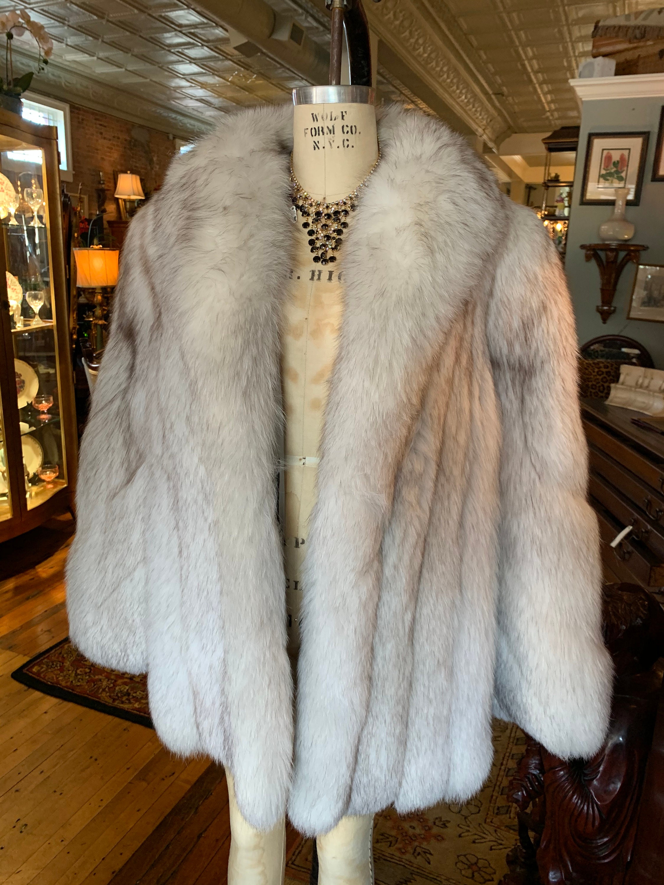 Vintage Short Giorgio Sant'angelo Robert Sidney White and