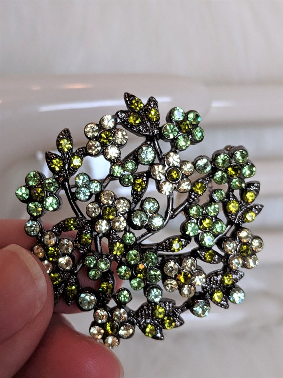 Vintage Sparkling Flower Brooch Pin Green Floral … - image 3