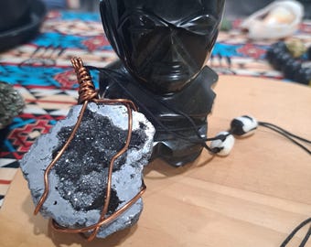 Collar de roca geoda de plata