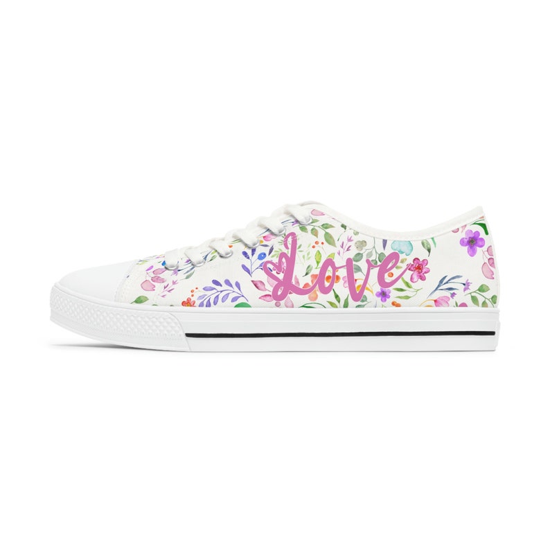 Women's Low Top Sneakers Love Flower Heart Design image 2