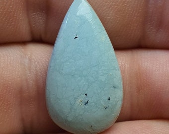 Dickite cabochon