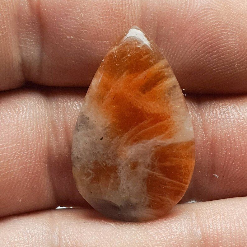 Cabochon Pierre de Soleil Cordierite