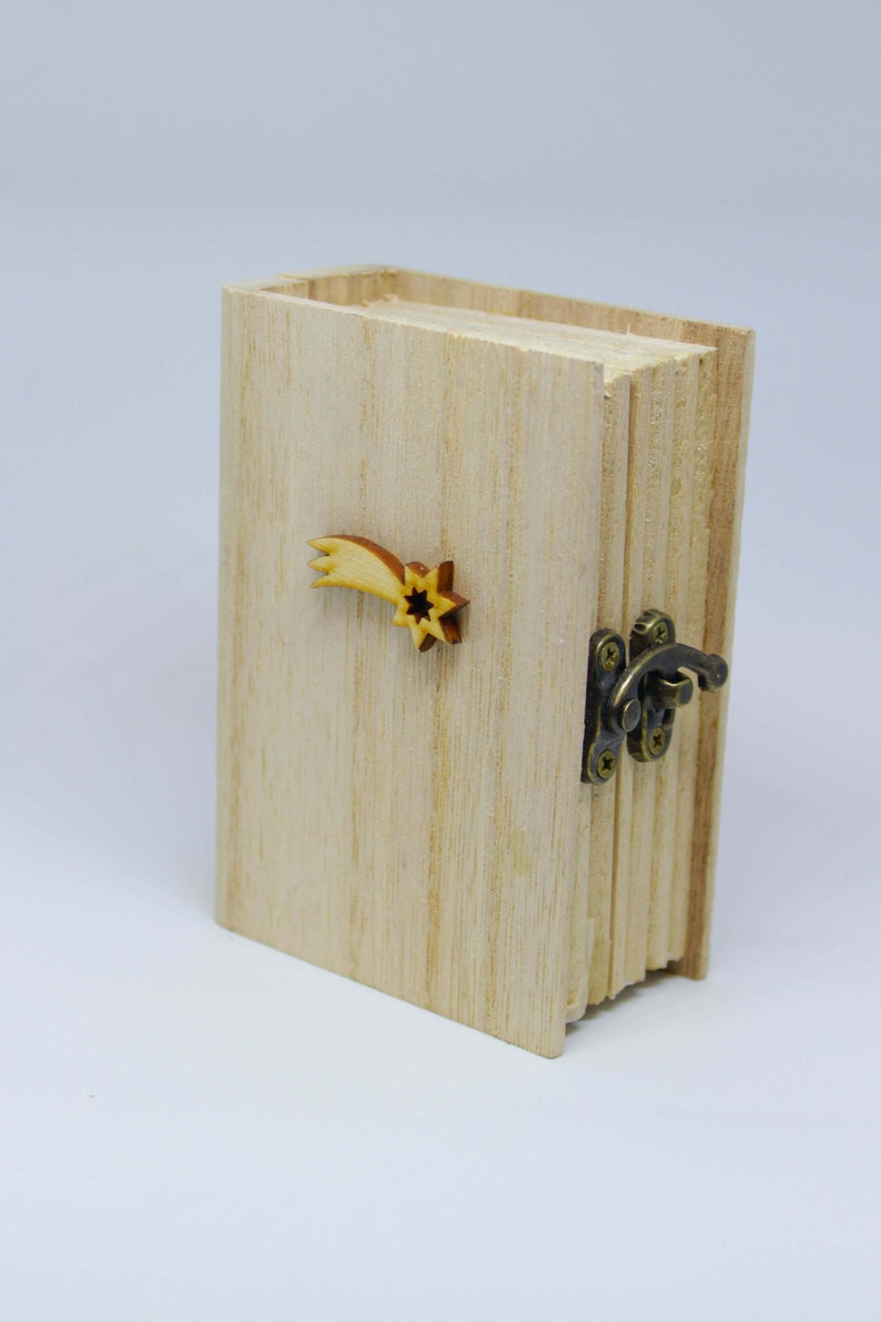 Traditional folk handmade corn husk dolls Holy Family and image 3