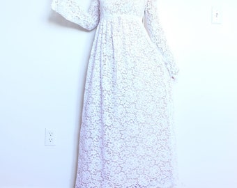 Runway! Tom Ford Gucci 1996 s/s dress white lace wadding .