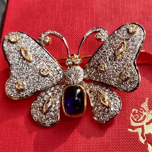 アメリカンダイヤモンドバタフライ 4.78ct ダイヤモンド、ブルーサファイア宝石、シルバー純度 92.5、ハンドメイドブローチ/ペンダント