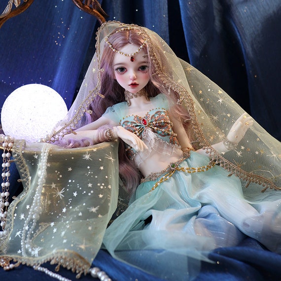 Molly online doll accessories