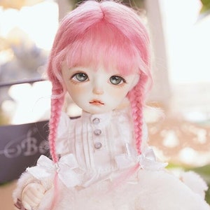 Smoky Premium Smart Doll Wig – Size 8.5″ – Dollofakind
