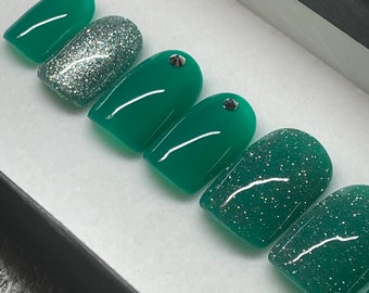 Rich Emerald Green, Silver Diamond Glitter, Semi-transparent, Press On Fake Nails Custom, Handmade, Silver, Holidays | 134