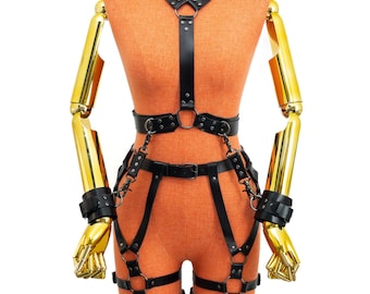 Reversible Chest Bondage Set with Thigh Harness and Wrist Cuffs