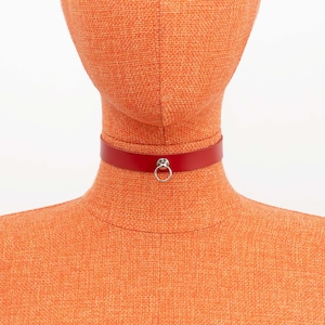 Red Leather Choker with Mini Ring, Minimalist Ring Collar, Custom Leather Women Jewelry, Choker with Ring, Everyday Leather Accessories
