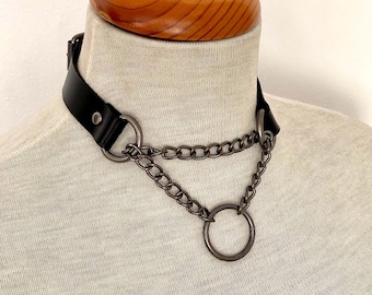 Black Custom Leather Choker With Name, Choker with Chain and Ring, Sliding Chain Choker Necklace with O-ring Handmade Goth Punk Custom Size