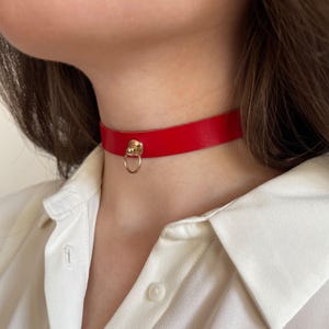 Red Leather Choker with Mini Ring, Minimalist Ring Collar, Custom Leather Women Jewelry, Choker with Ring, Everyday Leather Accessories