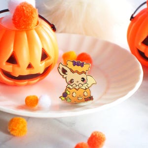 Halloween - Eevee Pumpkin Enamel Pin
