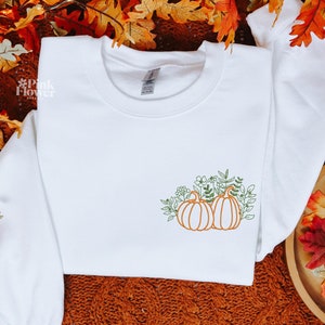 Embroidered Pumpkin Sweatshirt, Fall Season Sweater, Floral Pumpkins Sweatshirt, Autumn Crewneck, Thanksgiving Minimal Fall Crewneck