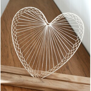 Naturally Woven Vintage Raffia Heart Fans/Deadstock/Bohemian Wall Decor/Wicker/Wedding Decor afbeelding 1