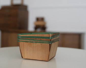 Set of 4 Small Vintage Split Wood Berry Baskets with Green Metal Wire Rim